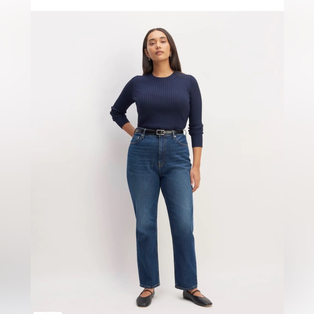 Everlane The Curvy 90s Cheeky Straight Jean